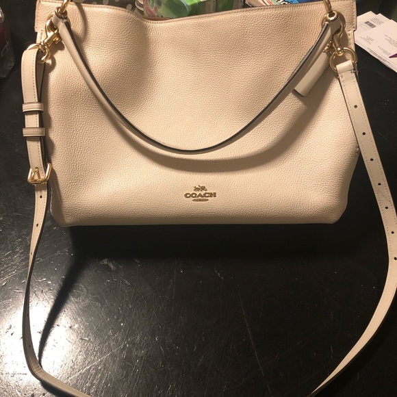 Coach Handbags - Coach hobo tan crossbody!